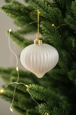 Julekule dråpe rille hvit