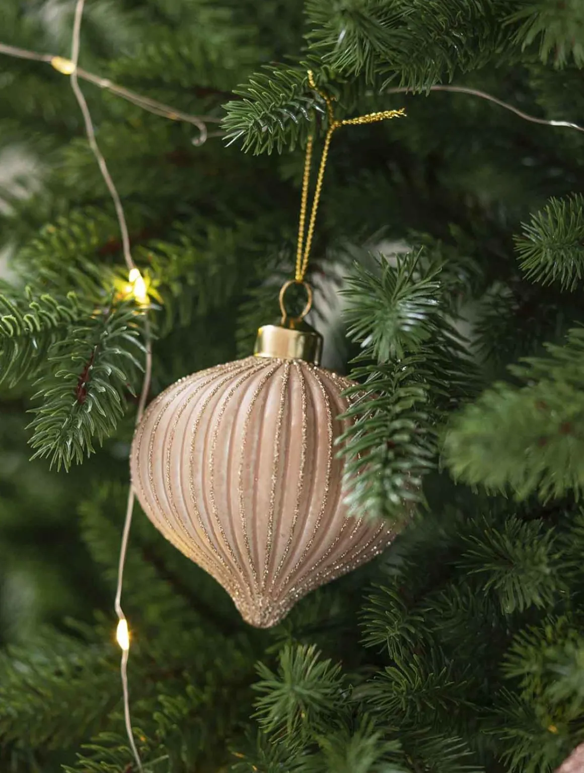 Julekule dråpe rille rosa