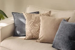 Putetrekk Aria broderi 48x48cm