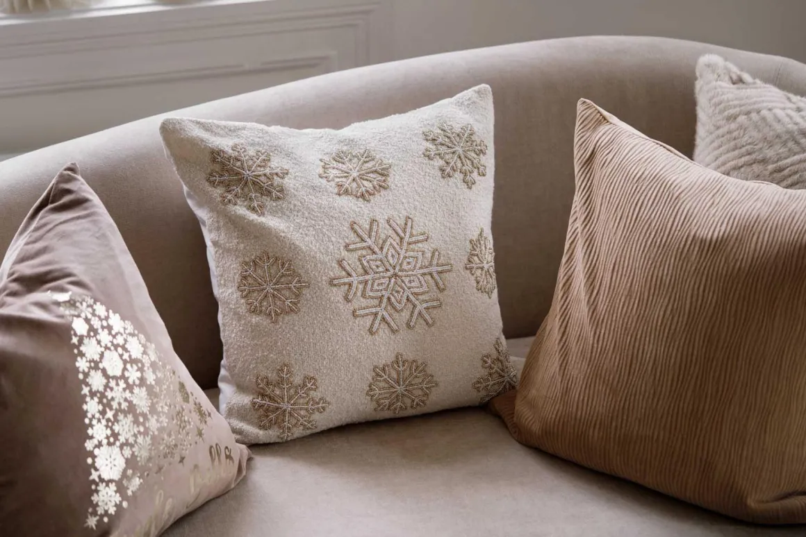 Putetrekk Gulltre 48x48cm