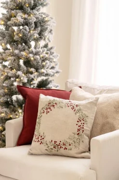 Putetrekk krans broderi 48x48 cm