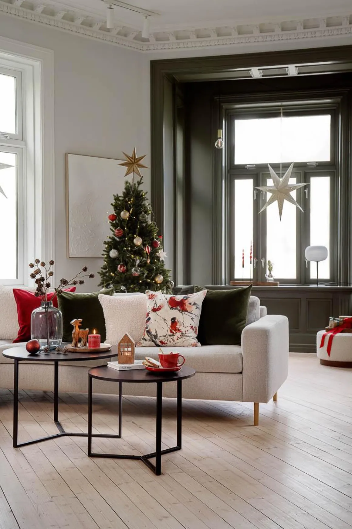 Putetrekk velur dompap lys