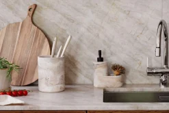 Såpedispenser m/fat Helene